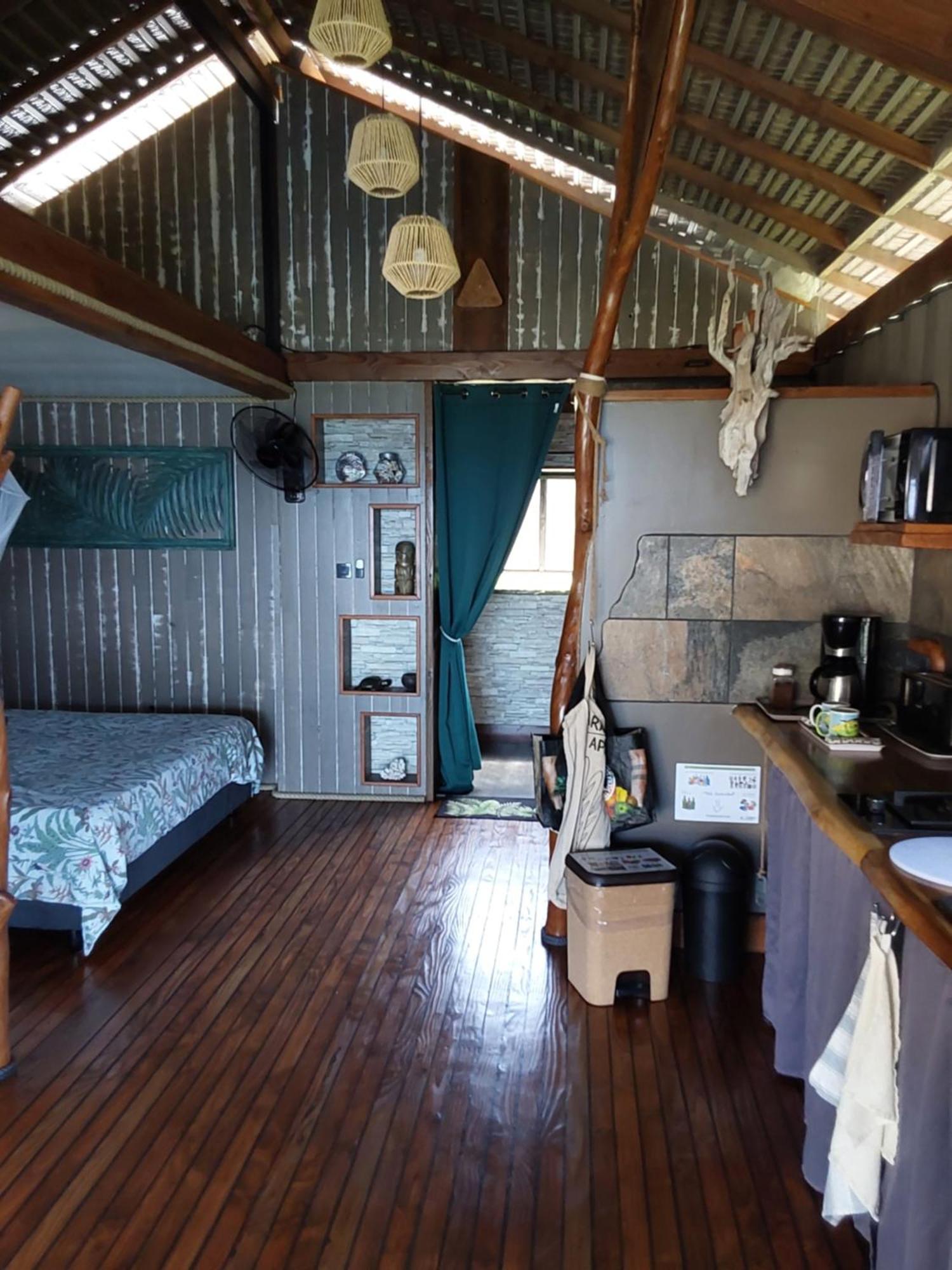 Fare Mahi Mahi Bed & Breakfast Uturoa Exterior photo